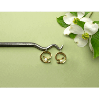Twisted Swirl Wire Earring